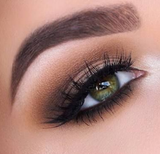Top tendance : gradient, ras de cils, sourcils